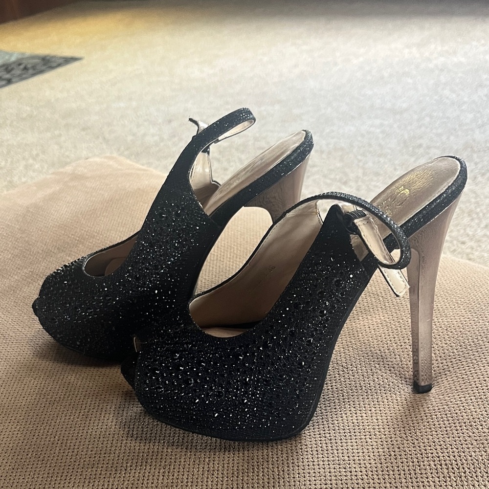 Chic Black Glitter Peep-Toe Heels